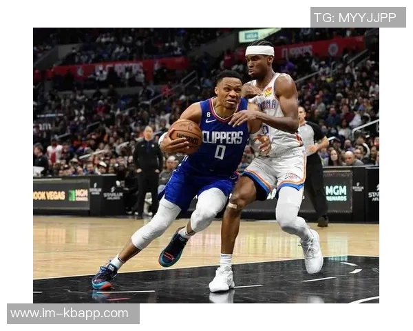 威少新赛季表现亮眼场均118分55板4助三分命中率高达50